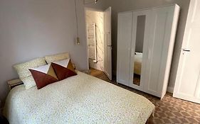 T2 en rez-de-villa - Stationnement gratuit